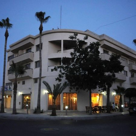 Elysso Hotel Lárnaka Kültér fotó